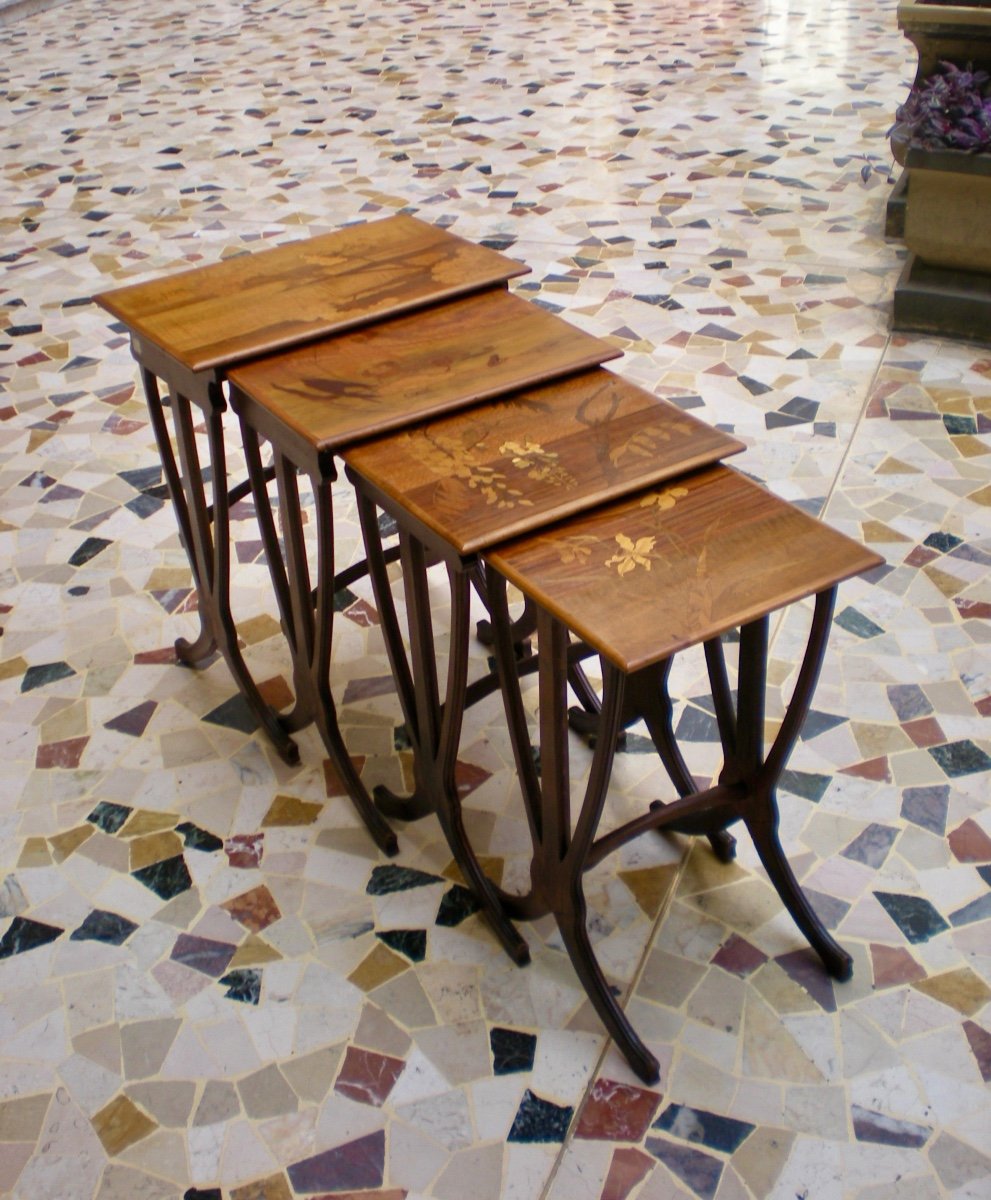 Set di tavolini a nido art nouveau firmati Gallè-photo-3