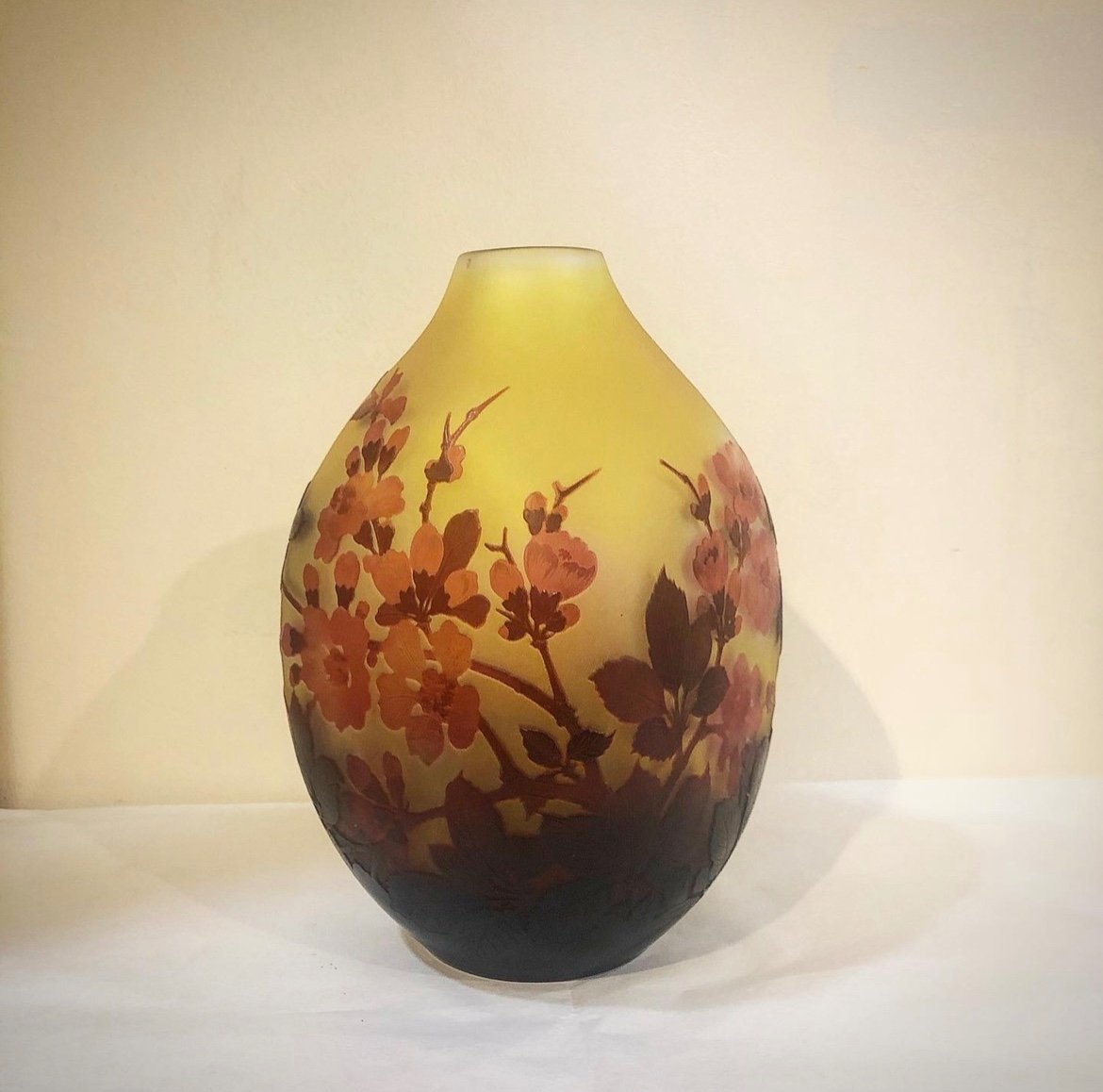 Cerise Japonaise- Vase Gallè 