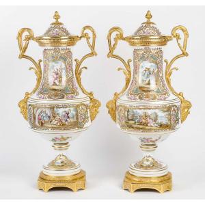 A Pair Of Porcelain Vases And Gilt Bronze Ornamentation 19th Century