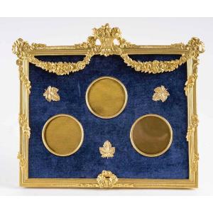 A Photo Frame In Gilded Bronze Late 19th Century  