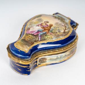 Miniature Blue Porcelain Jewelry Box, 19th Century