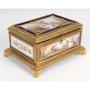 A Porcelain And Gilt Bronze Jewelry Box, Late 19th Century 