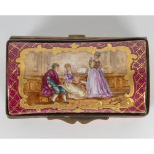 Miniature Red Porcelain Jewelry Box, Early 19th Century