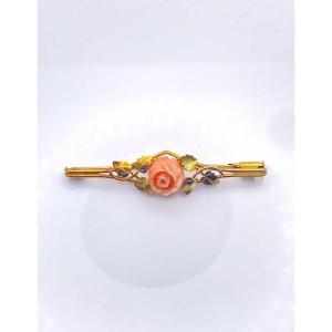 Art Nouveau Yellow Gold & Coral Brooch