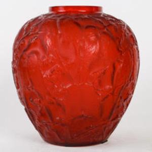 René Lalique: “parakeets” Vase Tinted Red”