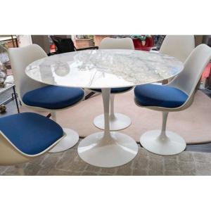 Eero Saarinen (1910 - 1961) & Knoll International , Publisher,table 107 Cm