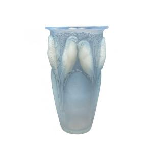 René Lalique-1924 - “ceylan” Opalescent Vase.