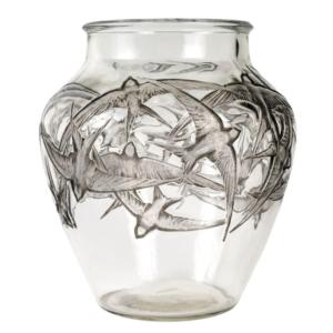 René Lalique, 1919 "swallows" Vase
