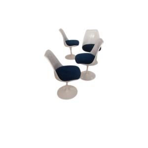 Eero Saarinen (1910-1961) & Knoll International (publisher) 4 Swivel Chairs