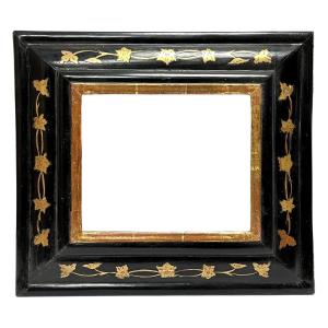 19th Century Frame With Reversed Profile — 23.8 X 29 Cm — Ref. 2295