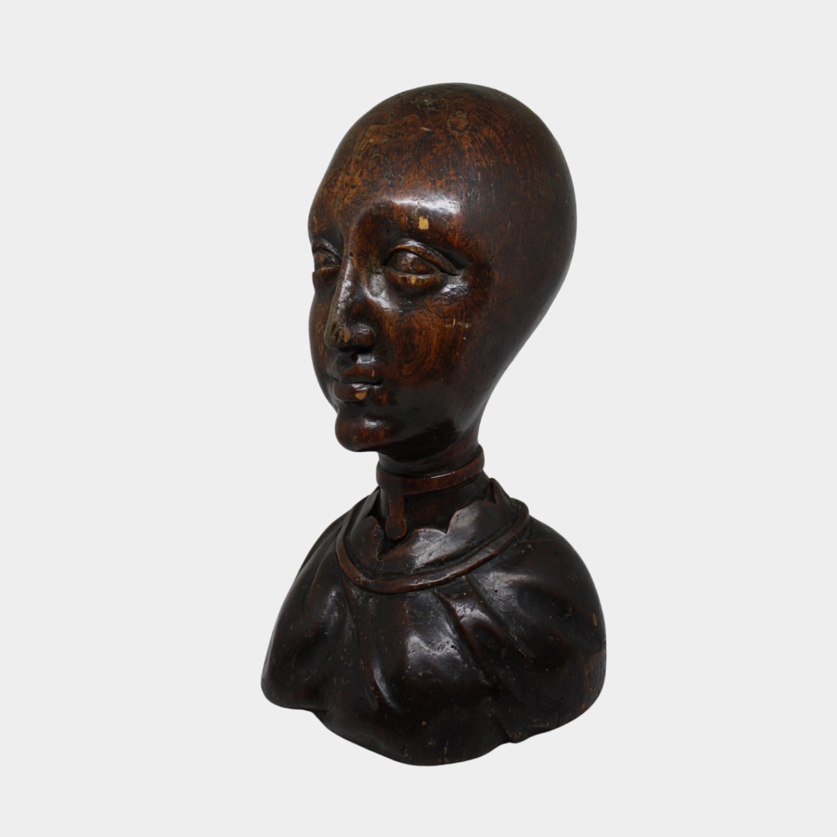 Raro busto femminile in legno intagliato – Paesi Bassi, prima metà del XVII secolo