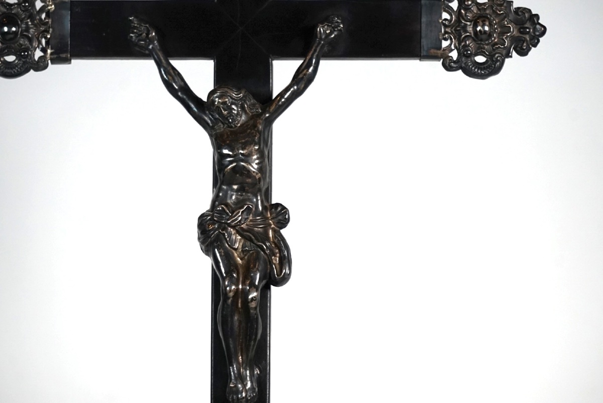 Raro Crocifisso Monumentale da Altare o Oratorio (XVIII-XIX Secolo) – Legno Ebanizzato e Metal-photo-3