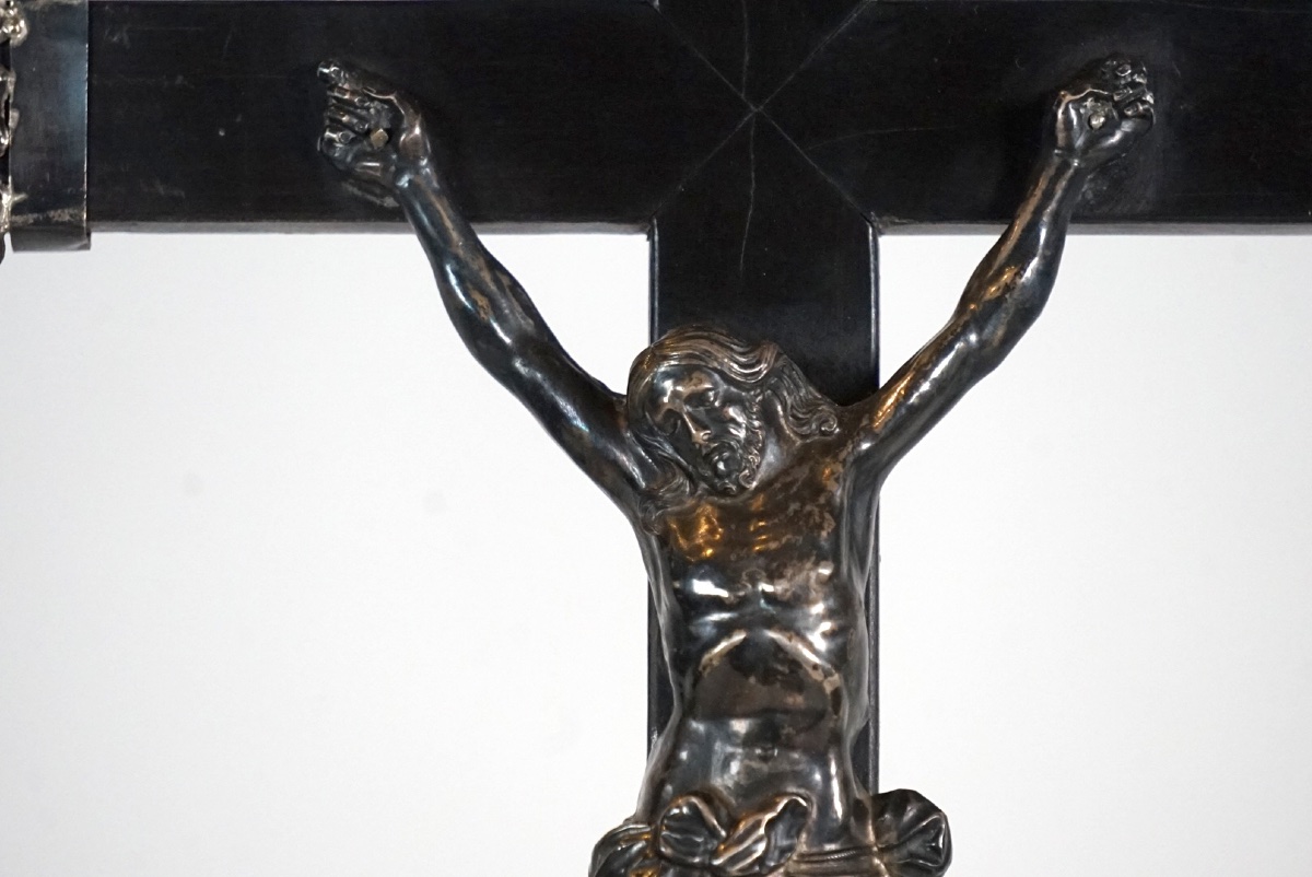 Raro Crocifisso Monumentale da Altare o Oratorio (XVIII-XIX Secolo) – Legno Ebanizzato e Metal-photo-4