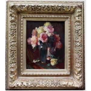 Léon Régis Junique (1875 - 1945) Vase Of Roses