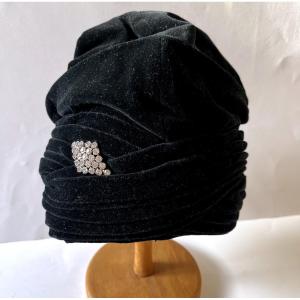 Stylish Black Velvet Turban Hat, Art Deco