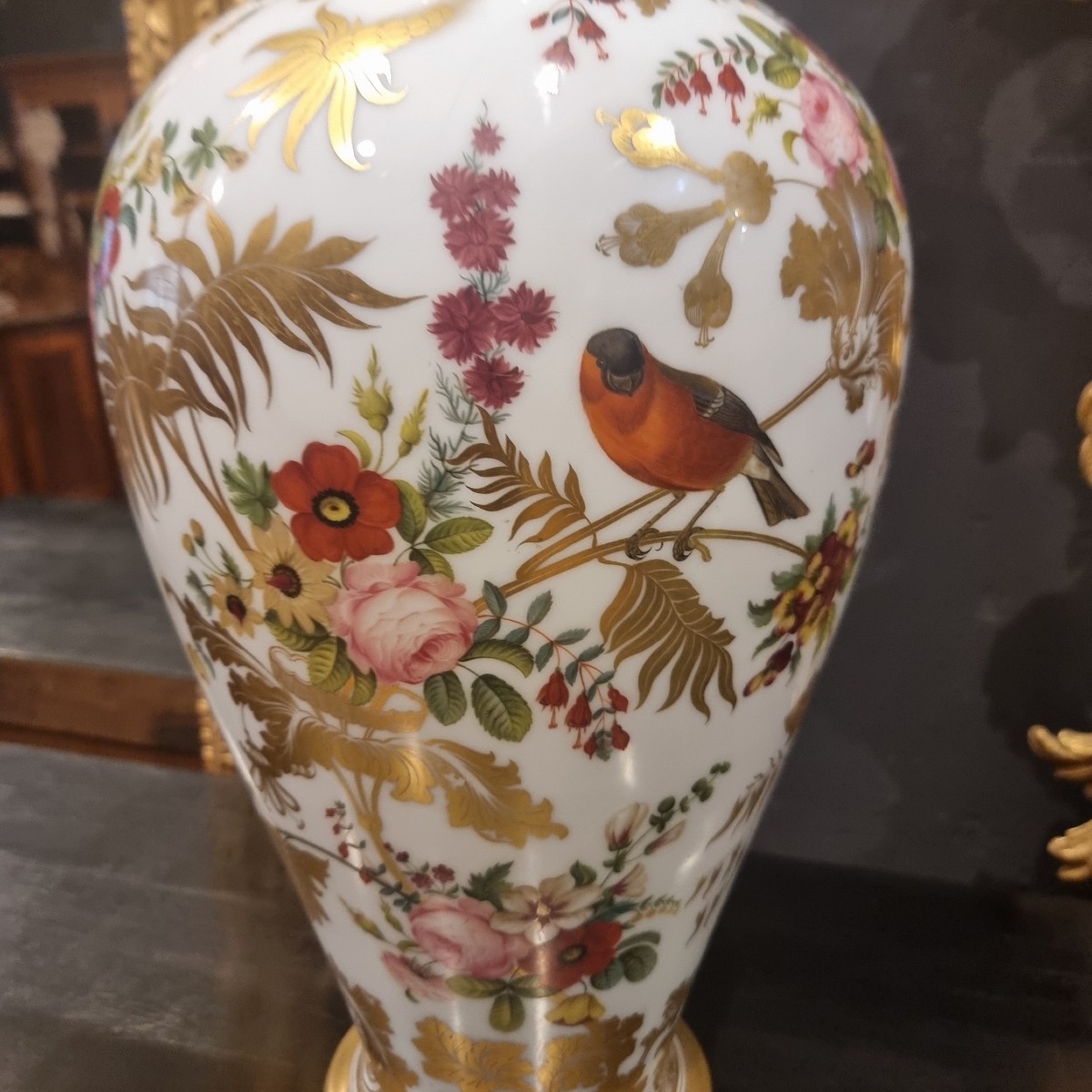 Vaso in vetro opalino Wilhelm Hofmann fine '800: eleganza e raffinatezza senza tempo-photo-3