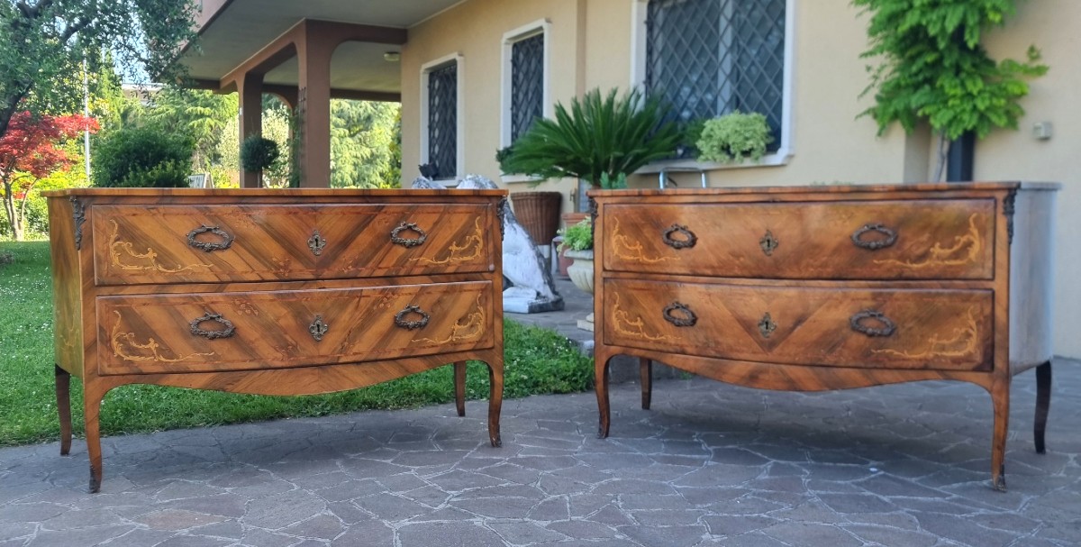 Coppia di cassettoni Lombardi noce del 700 con intarsi bois de rose -photo-4