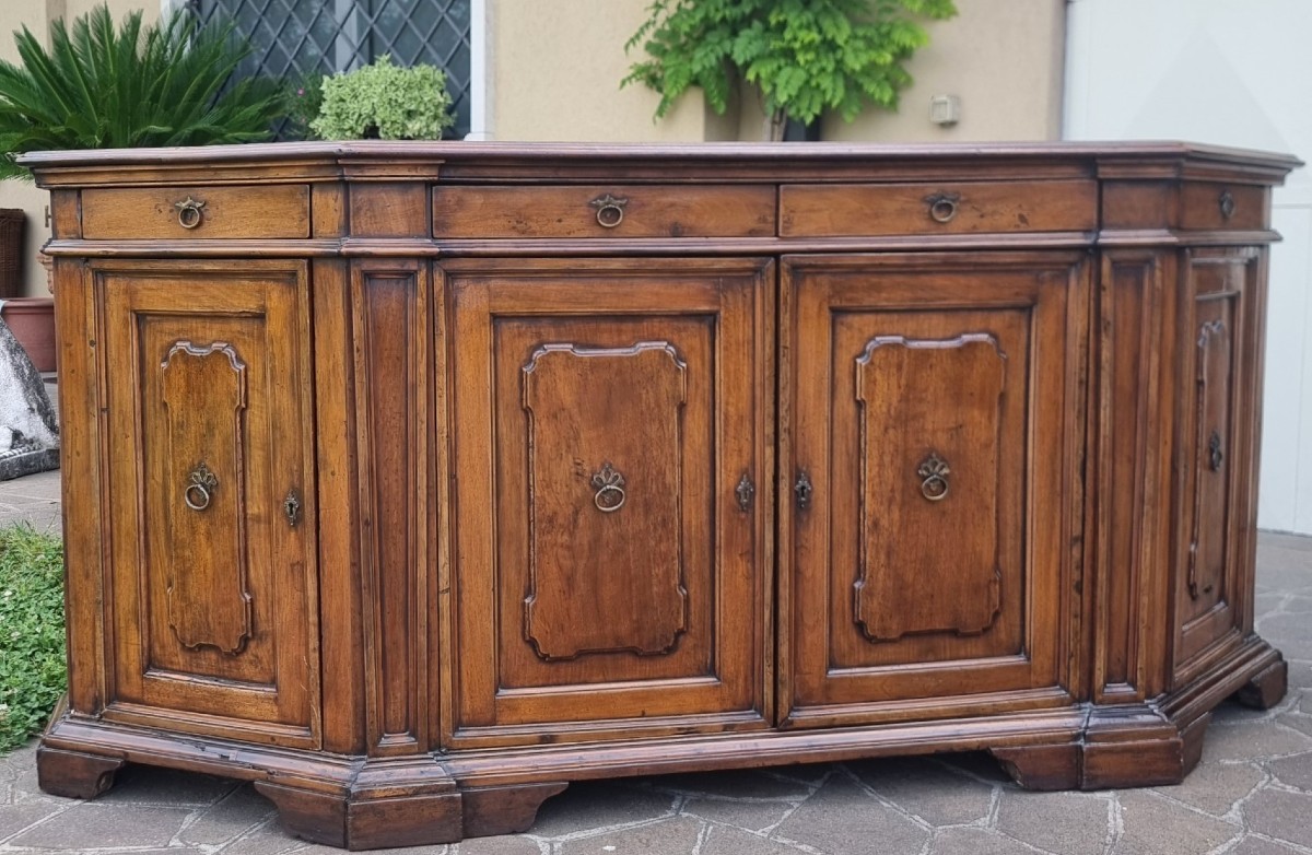 Credenza scantonata in noce del 700 Toscana -photo-2