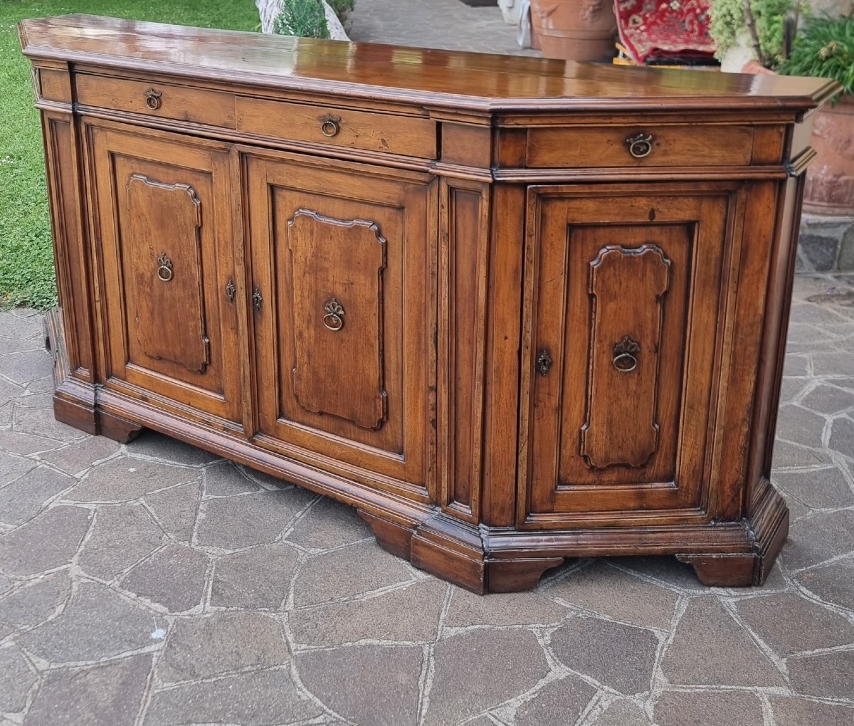 Credenza scantonata in noce del 700 Toscana -photo-2