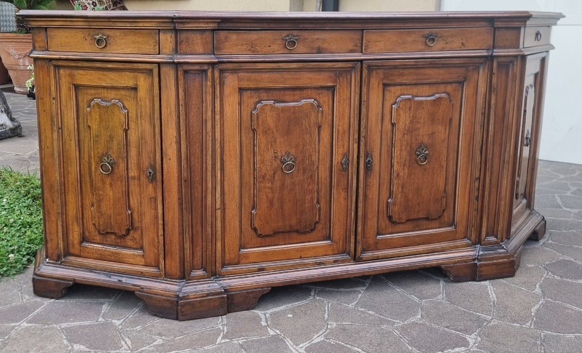 Credenza scantonata in noce del 700 Toscana -photo-3