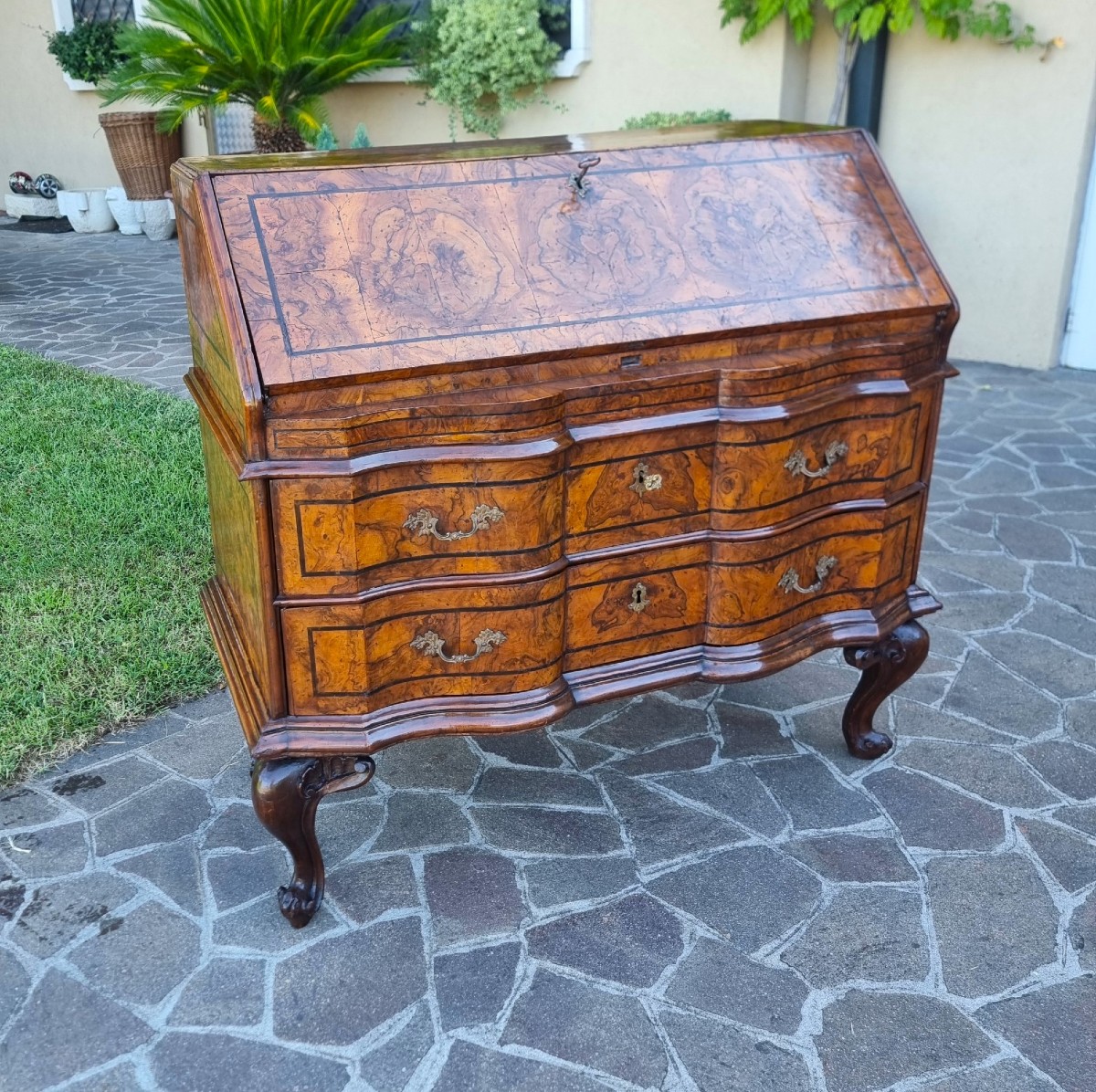 Ribalta del 700 in radica di noce Luigi XV Venezia: un capolavoro di eleganza-photo-4