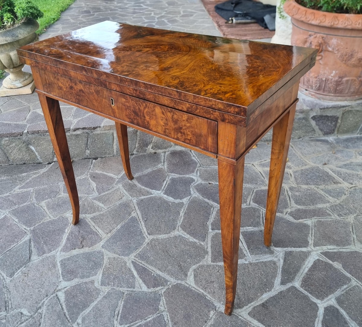 Tavolino da Gioco Direttorio 1800 in Radica di Noce-photo-1