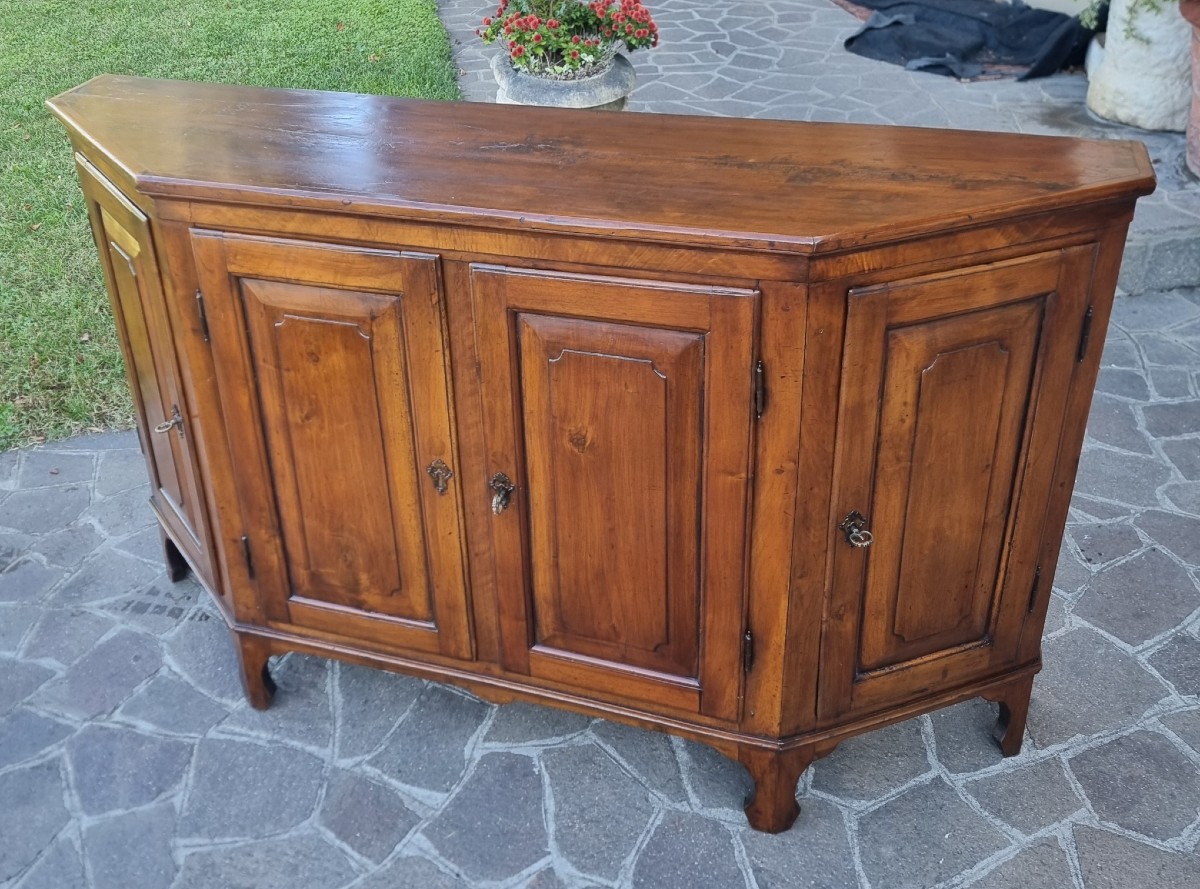Credenza scantonata del 700 in noce  Veneto-photo-4