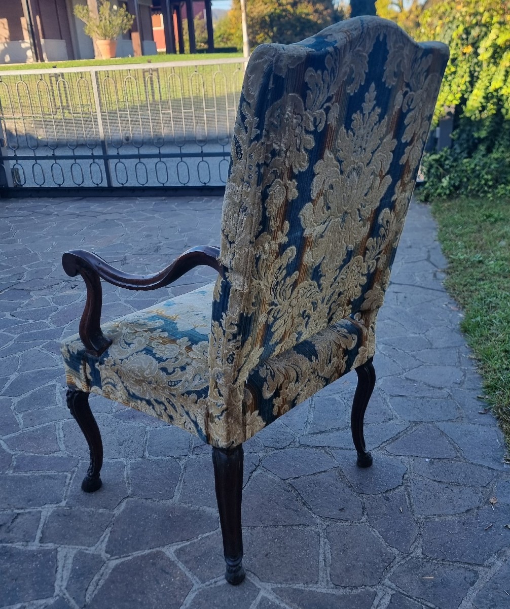 Poltrona in noce del 700 Venezia-photo-2
