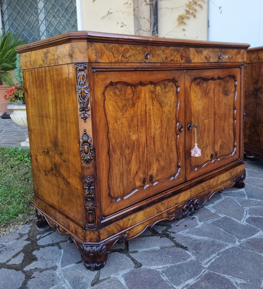 Coppia di credenze bolognesi 1830 Carlo X in radica di noce-photo-2