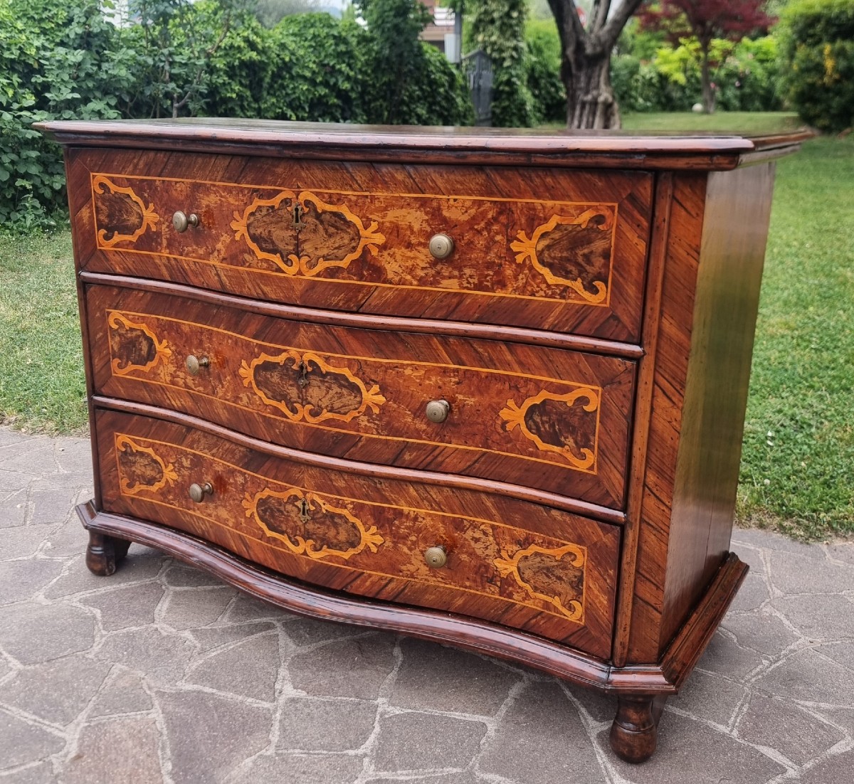 Cassettone lombardo fine 600 in noce con intarsi-photo-2