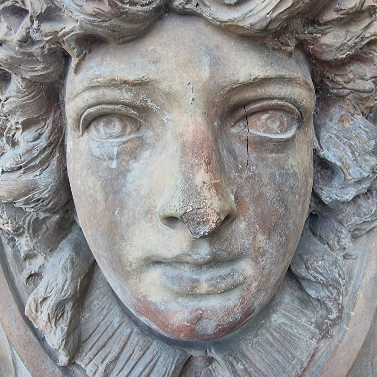 Mascherone aristocratico in terracotta 800 da palazzo antico milanese-photo-3