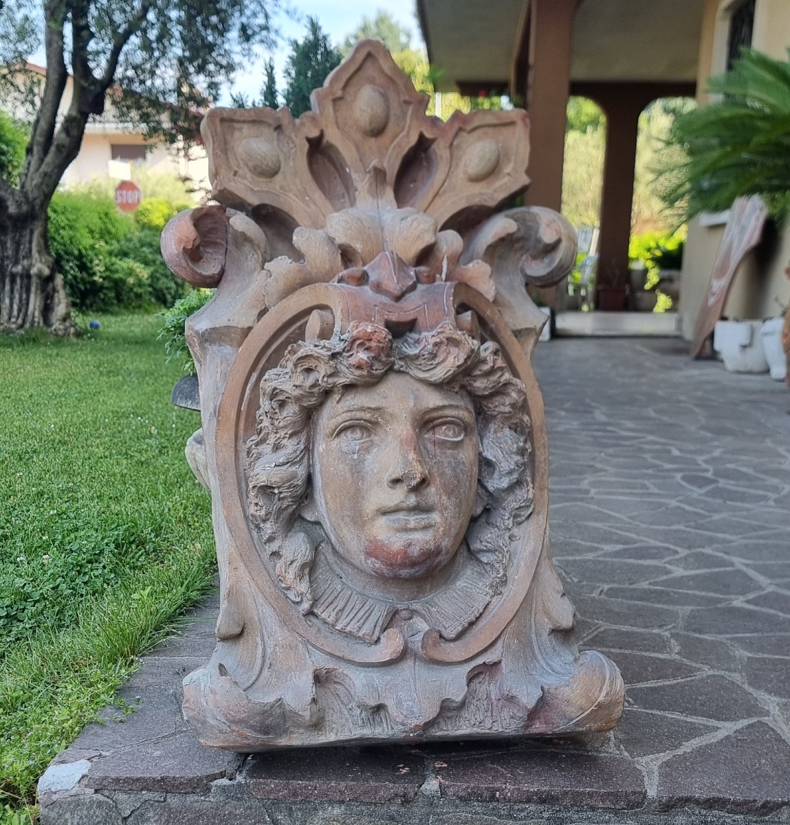 Mascherone aristocratico in terracotta 800 da palazzo antico milanese