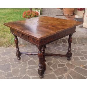 Exquisite table bois noyer 17ème sieclè Toscana