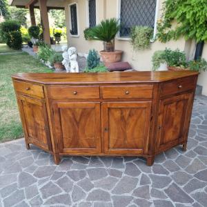 Credenza scantonata in noce Veneta 800