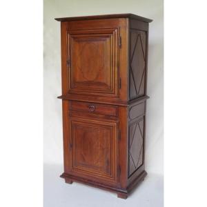 Standing Man Or Cabinet Louis XIII. 