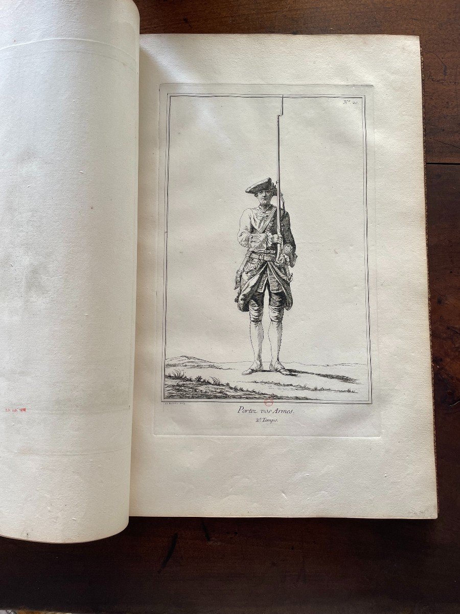 Libro "Exercice del'Infanterie francoise ordonne para le Roy". Parigi 1757-photo-3