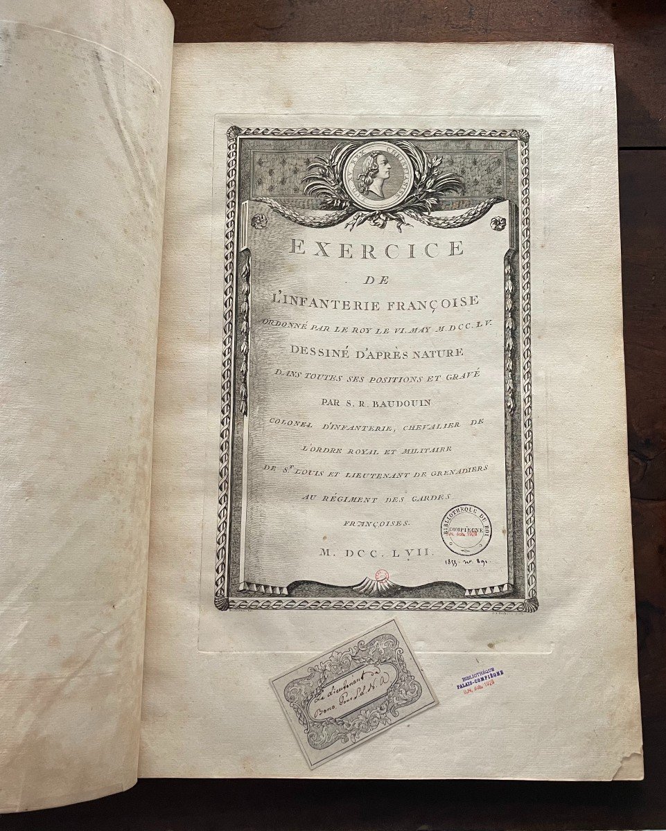 Libro "Exercice del'Infanterie francoise ordonne para le Roy". Parigi 1757