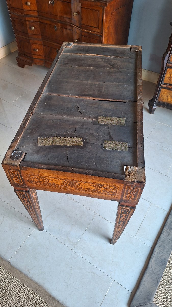 Console Luigi XVI in noce con intarsi, Lombardia seconda metà secolo XVIII.-photo-5