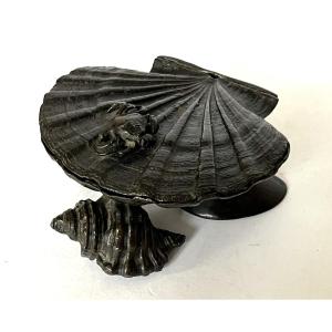 Meiji Period, Bronze Shell And Crab Box, Signed, 19th Century
