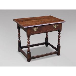 Early 18th Century George I Period Walnut Lowboy Side Table