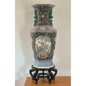 Pair Of Canton Vases Early 20th Century
