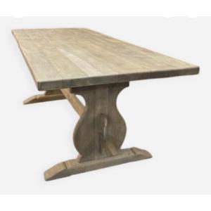 Oak Table