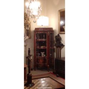 Showcase XIX Rosewood