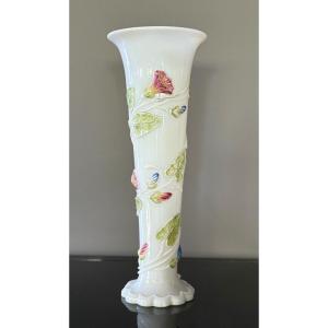 Baccarat, 19th Century Opaline Bindweed Vase