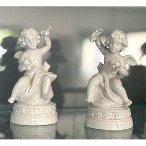 Saxe Meissen, Pair Of Putti Statuettes, Enameled Porcelain, 19th Century