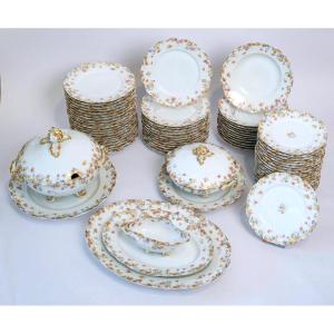 Limoges Porcelain Service – Haviland & Co – 77 Pieces – Floral Decor With Fine Gold – 20th Century