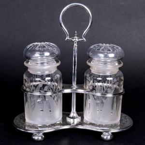  Silver-plated Metal And Engraved Crystal Spice Service – Napoleon III Period, 19th Century