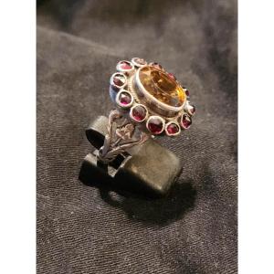 Pompadour Ring In Silver, Garnets And Citrine, Early 19th Century 