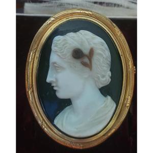Antique Al Sardonyx Profile Cameo