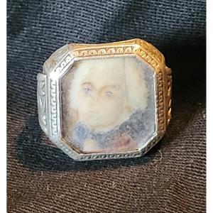 Miniature Silver Ring Depicting A Portrait Of A Man, 18th Century 